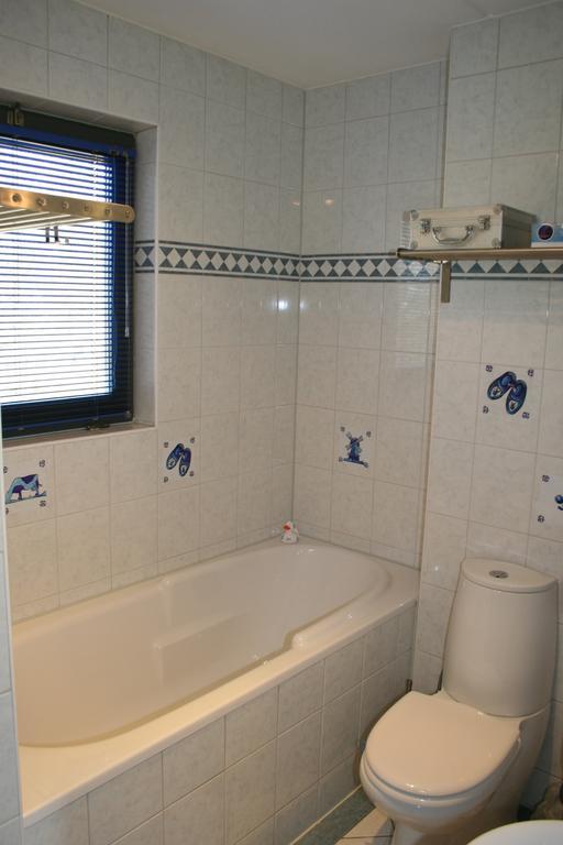 Delft Blue Dreams Bed And Breakfast Exterior photo